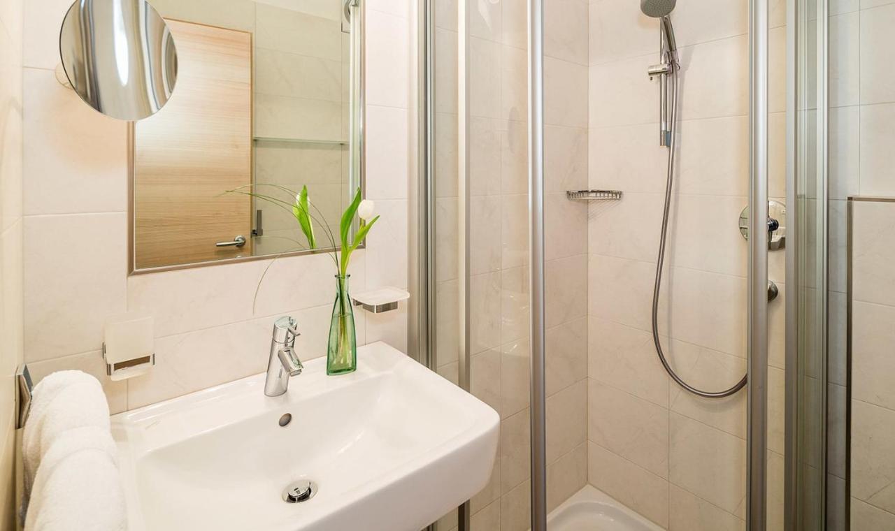 Rasnerhof Ferienwohnung Meran Lagundo Luaran gambar