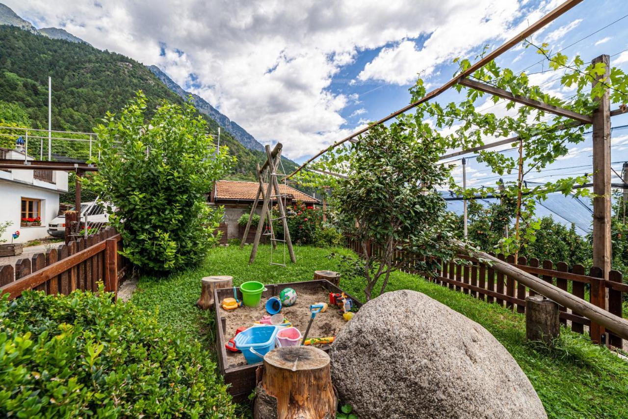 Rasnerhof Ferienwohnung Meran Lagundo Luaran gambar