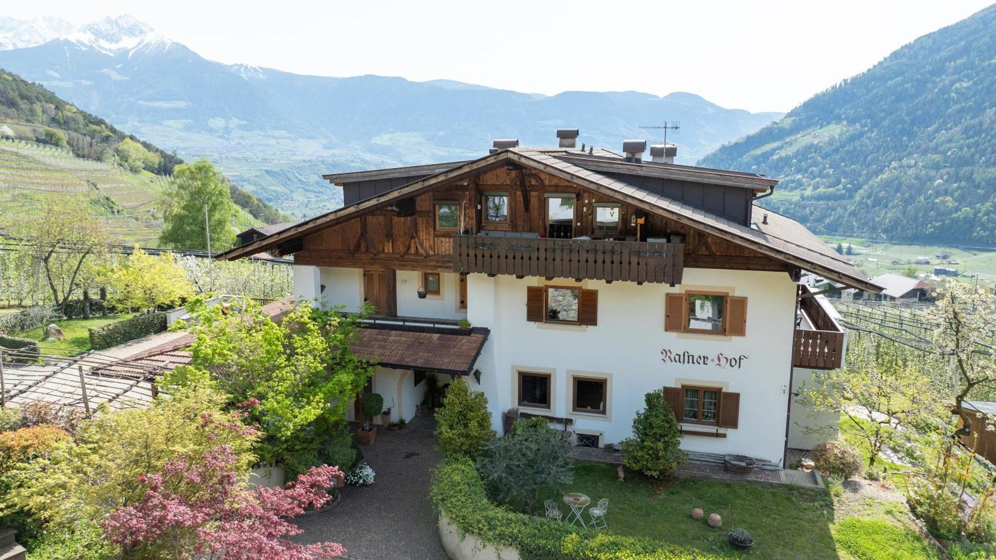 Rasnerhof Ferienwohnung Meran Lagundo Luaran gambar
