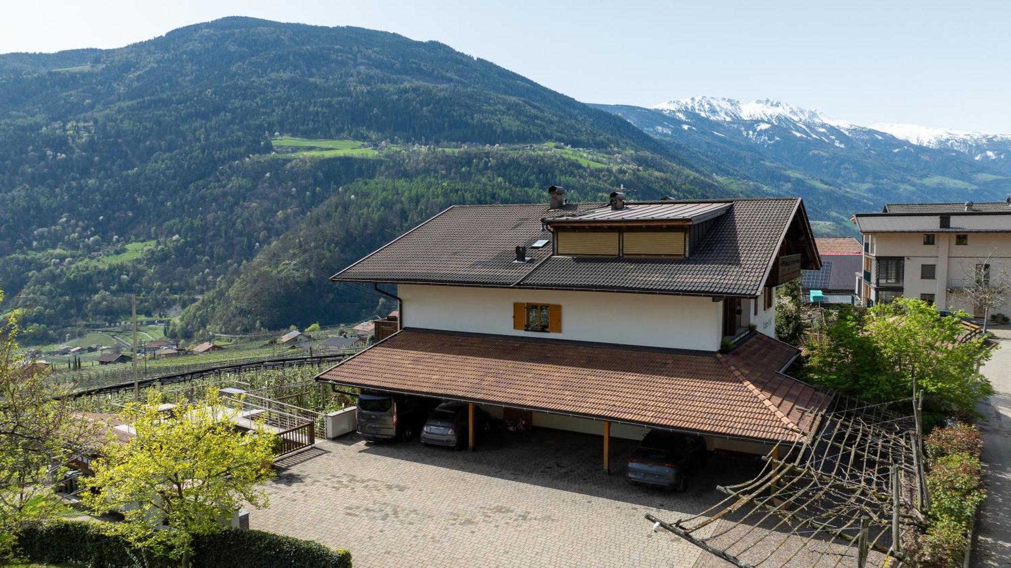 Rasnerhof Ferienwohnung Meran Lagundo Luaran gambar