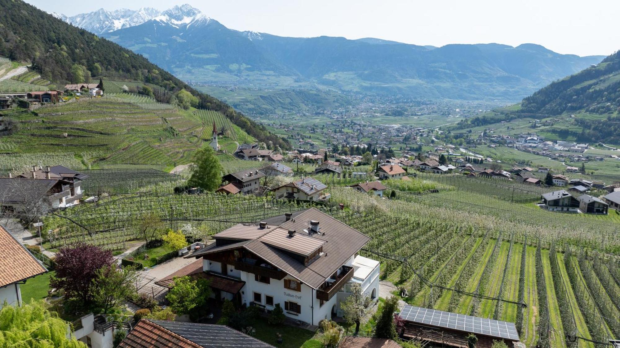 Rasnerhof Ferienwohnung Meran Lagundo Luaran gambar